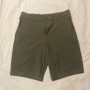 Lululemon Shorts.  MS 30-8